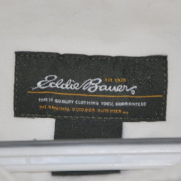Eddie Bauer. Men's button up dress shirt. White long sleeve. Size Large. - Picture 3 of 7